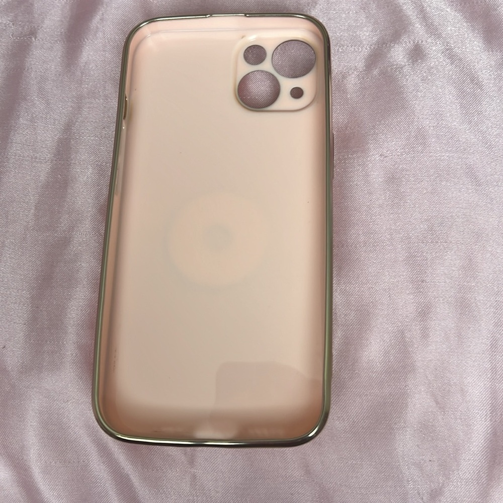 iPhone 13 case - Picture 4 of 4